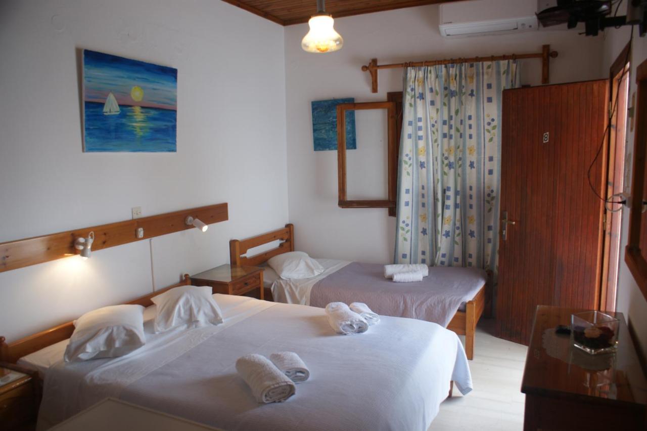 Hotel Eleftheria Parikia  Luaran gambar