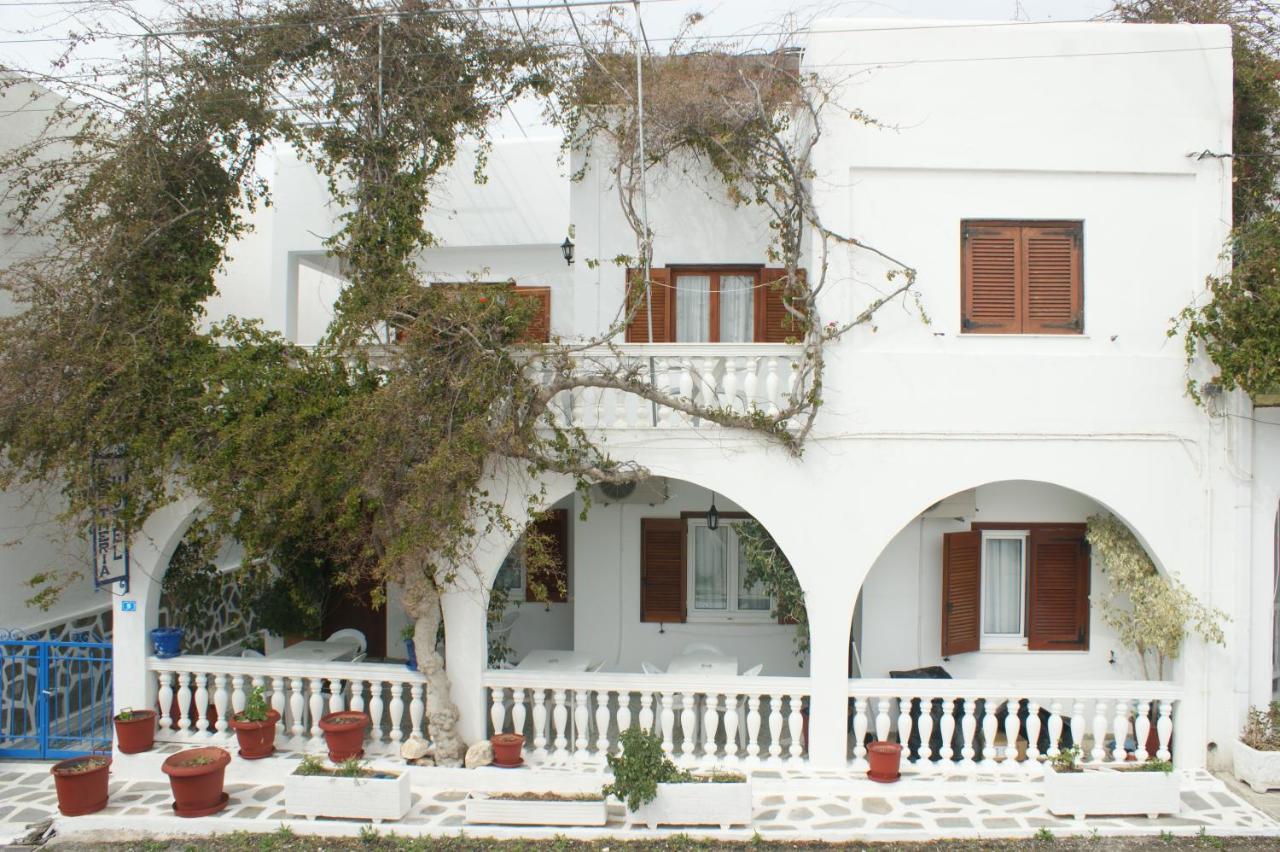 Hotel Eleftheria Parikia  Luaran gambar