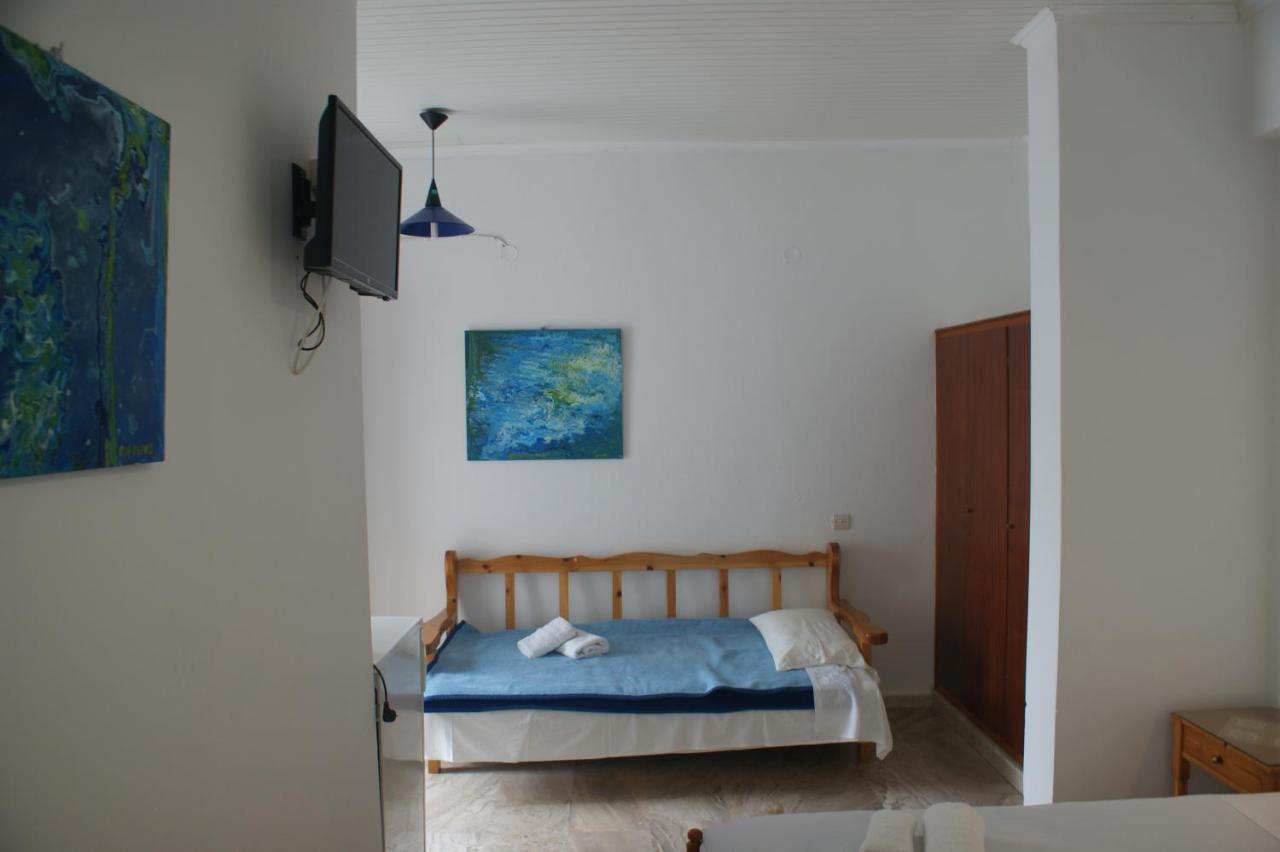 Hotel Eleftheria Parikia  Luaran gambar
