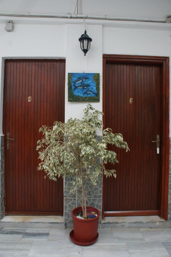 Hotel Eleftheria Parikia  Luaran gambar