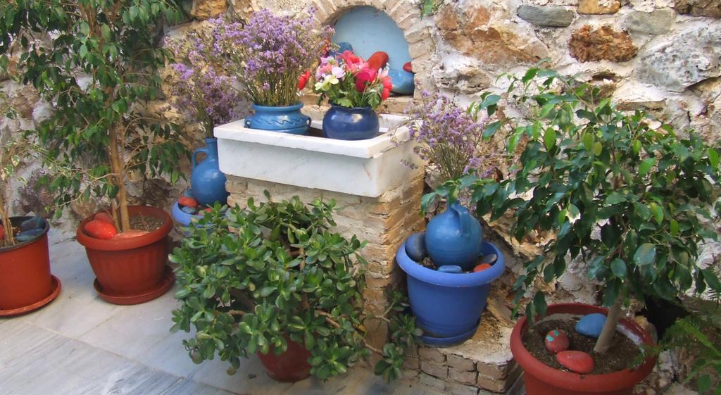 Hotel Eleftheria Parikia  Luaran gambar