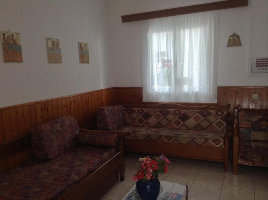 Hotel Eleftheria Parikia  Luaran gambar
