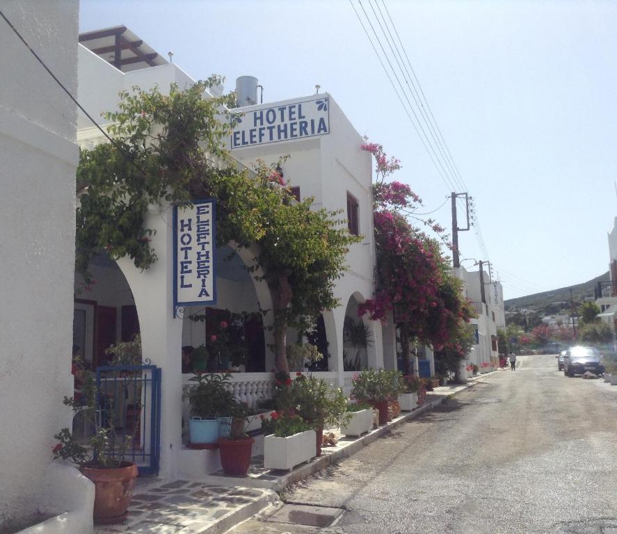 Hotel Eleftheria Parikia  Luaran gambar